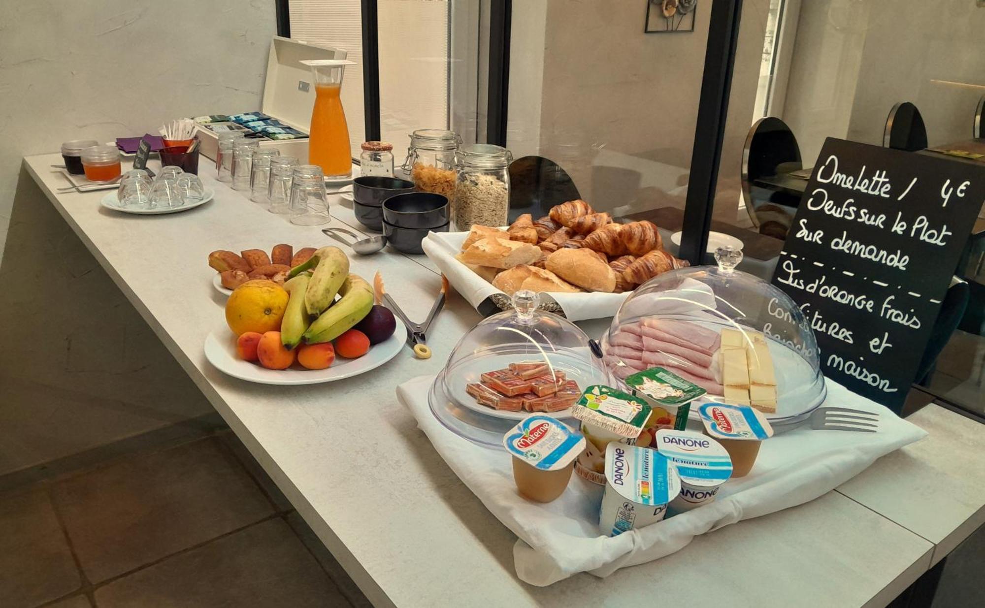 Hotel Restaurant Le Saint Augustin Εξωτερικό φωτογραφία